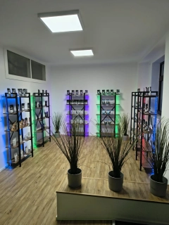 AMSTR SHOP - KAMENNÁ PRODEJNA - BRNO, ÚVOZ 86 